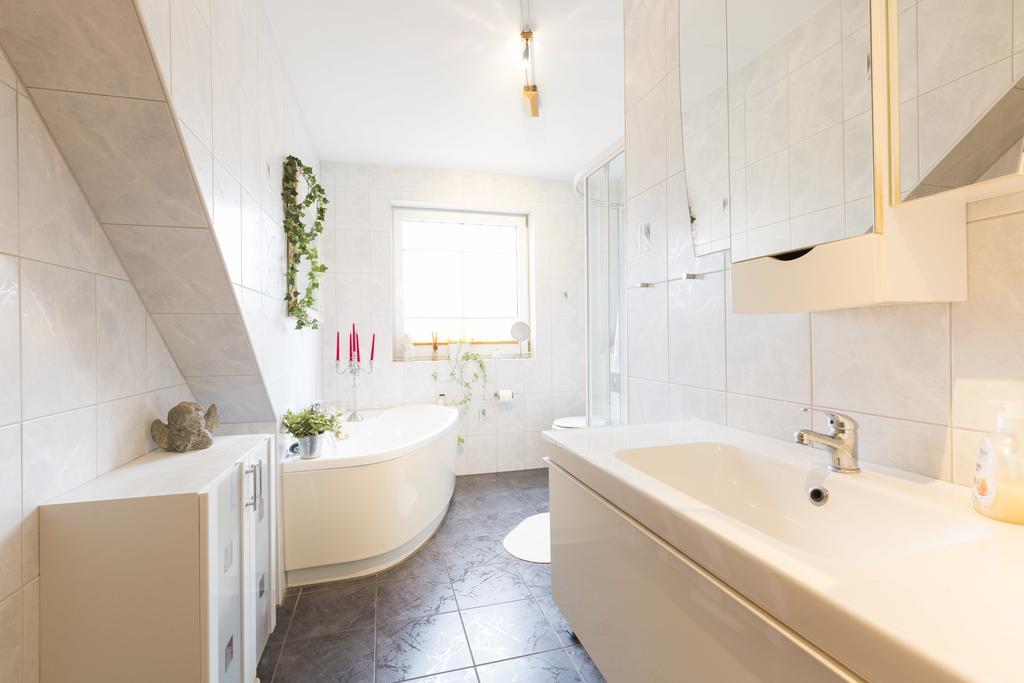 Deutsche Messe Zimmer - Accommodation Service Hannover Fair Экстерьер фото